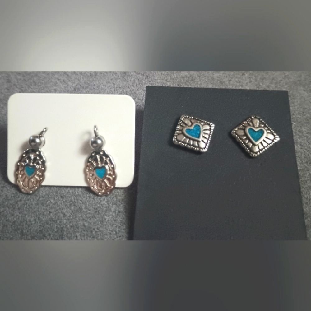 Heart Shaped Earrings Retro Design Blue & Silver (2) Pairs